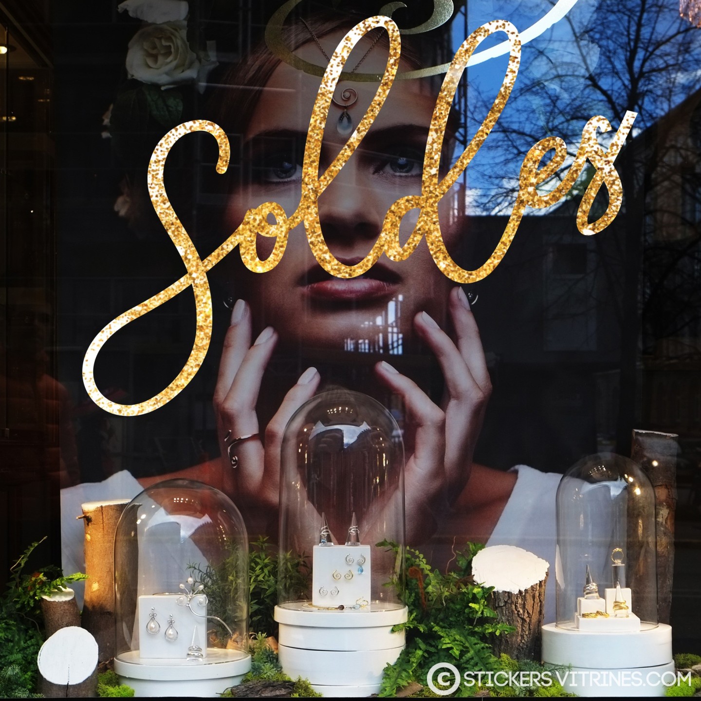 STICKER SOLDES PAILLETE OR POUR VITRINE DE MAGASIN ADHESIF POUR VITRINE VITROPHANIE BOUTIQUE FABRICANT PAS CHER