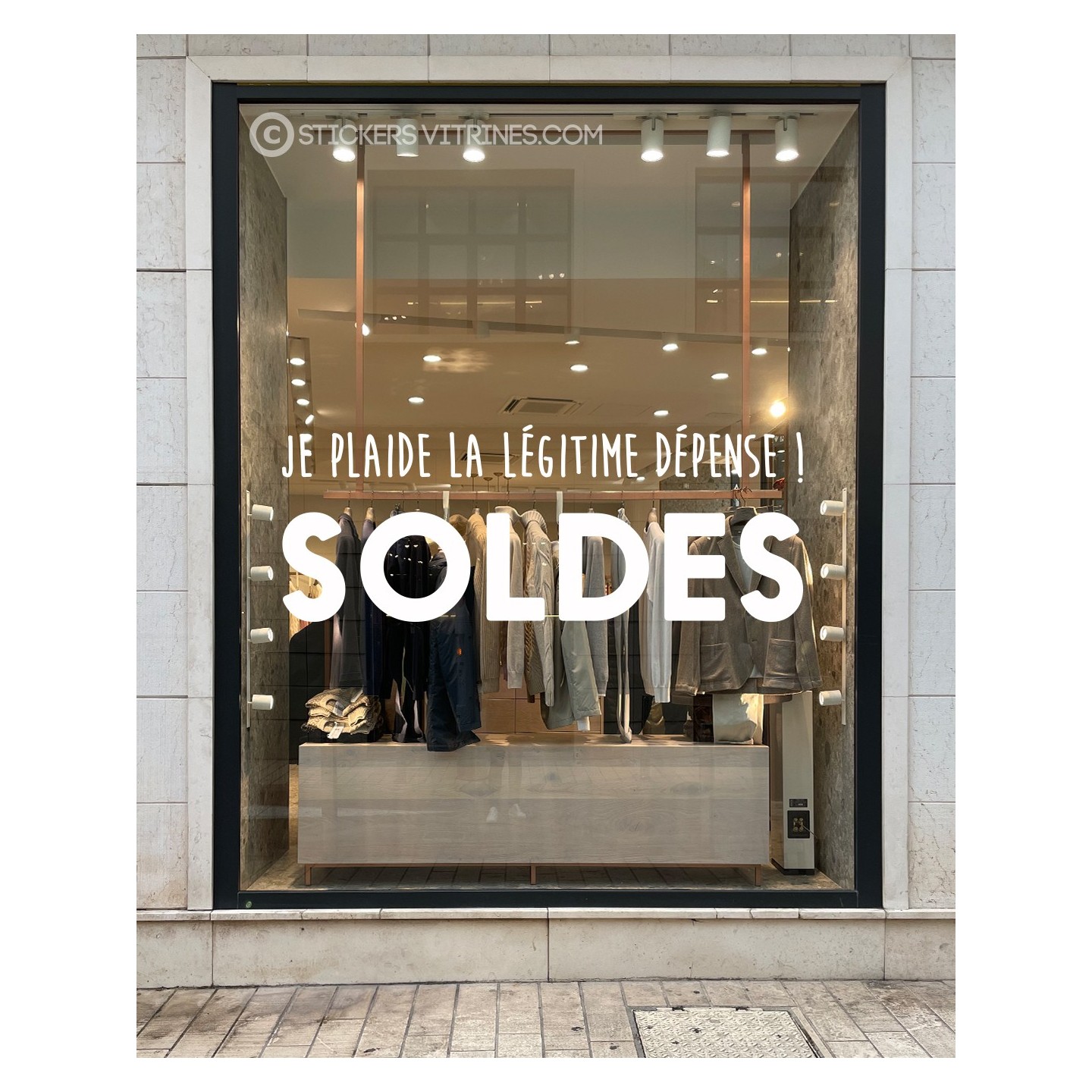 Sticker Soldes Légitime Dépense pour décorer vos vitres pour les soldes